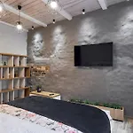 Cosy And Authentic Apartment In Vilnius Old Town